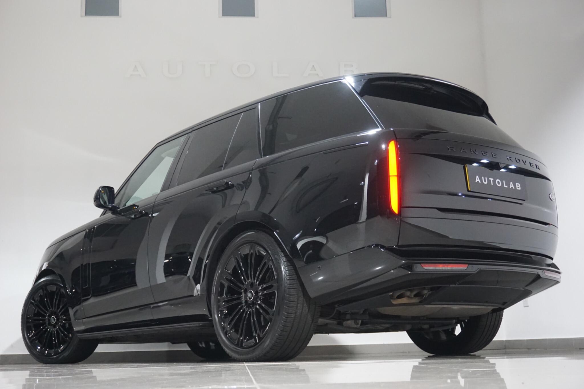 Land Rover Range Rover 3.0 D300 MHEV Autobiography Auto 4WD Euro 6 (s/s) 5dr